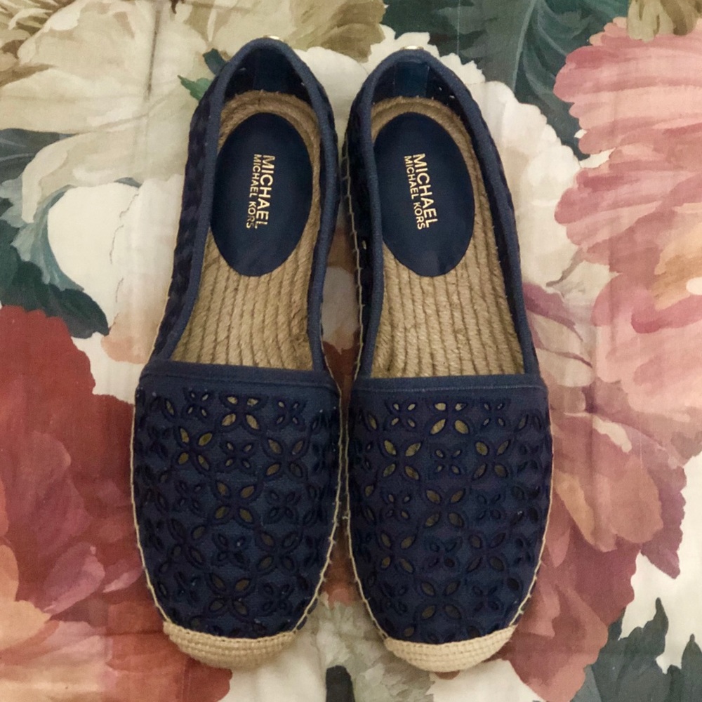 NWT | MICHAEL KORS | navy blue espadrille flats